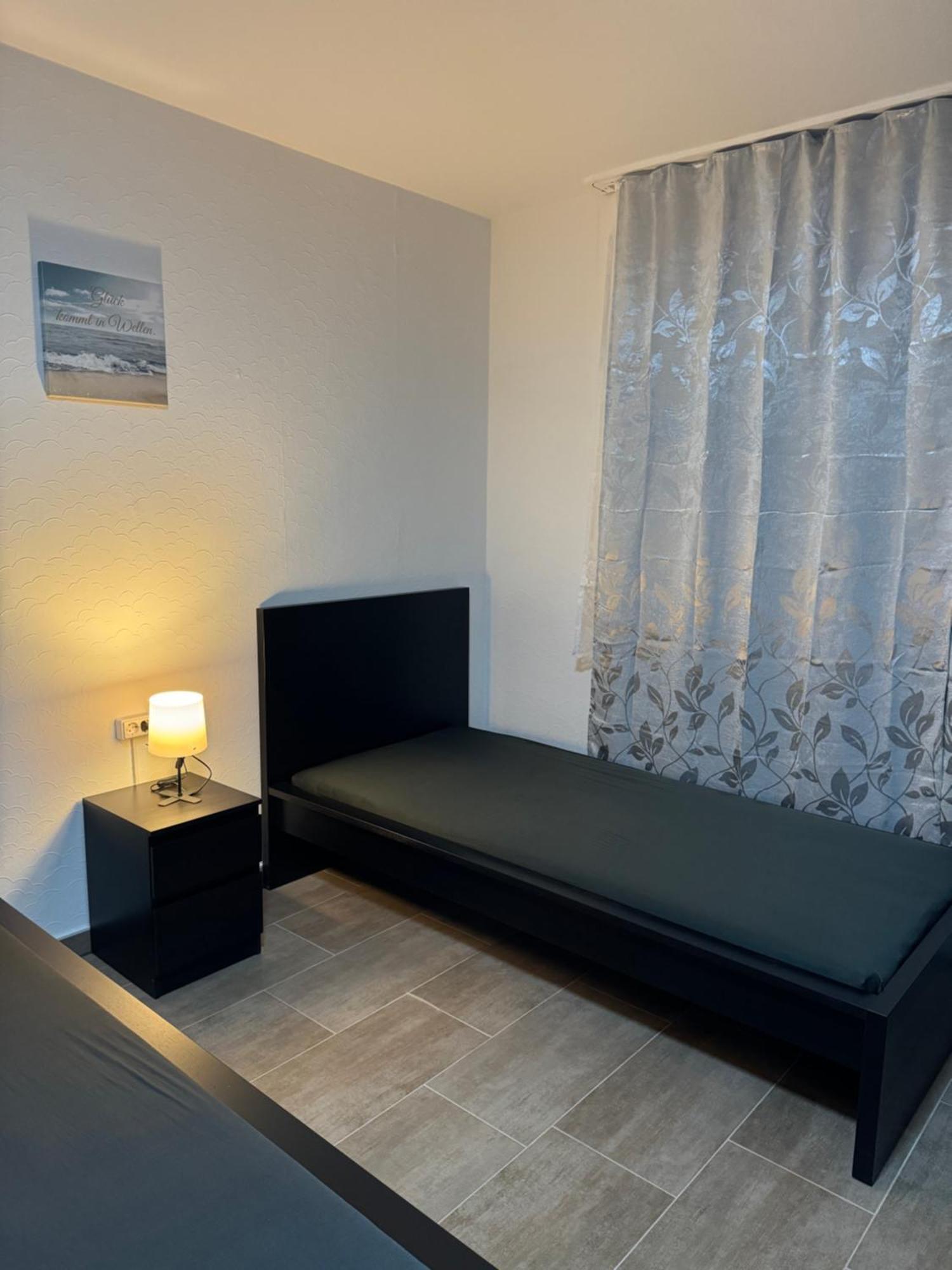 Laras Voll Ausgestattete Gartenwohnung Mit Wlan Und Tv Werne Экстерьер фото