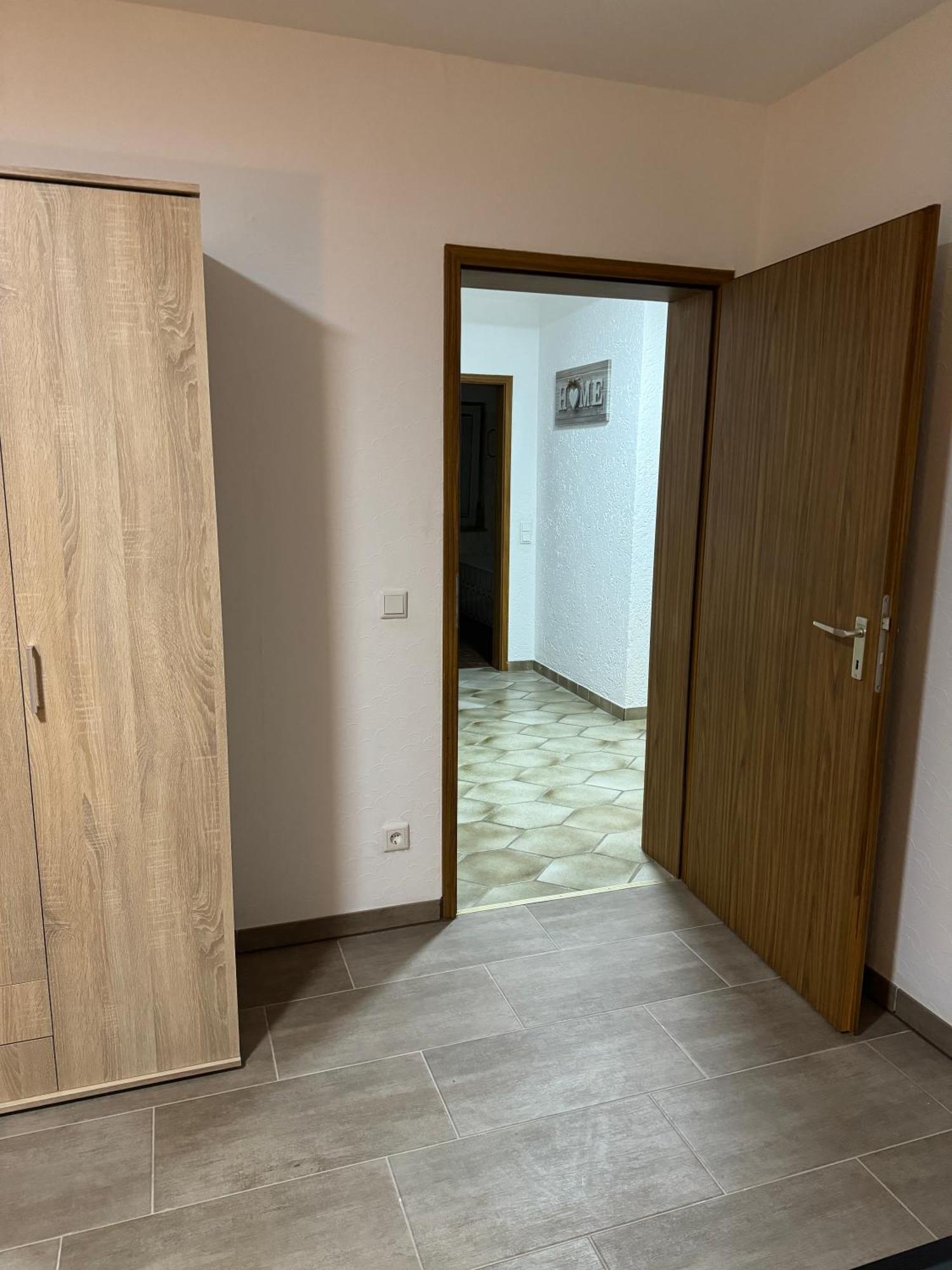 Laras Voll Ausgestattete Gartenwohnung Mit Wlan Und Tv Werne Экстерьер фото